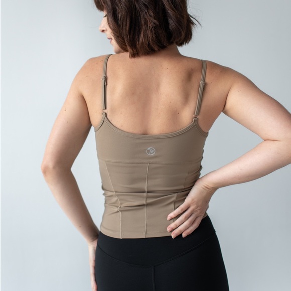 Longer crop length (20" size large Corset style seaming
1" encased shelf elastic - Picture 4 of 6